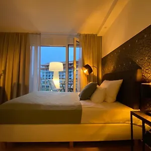 Paragon 3*, Frankfurt am Main Deutschland